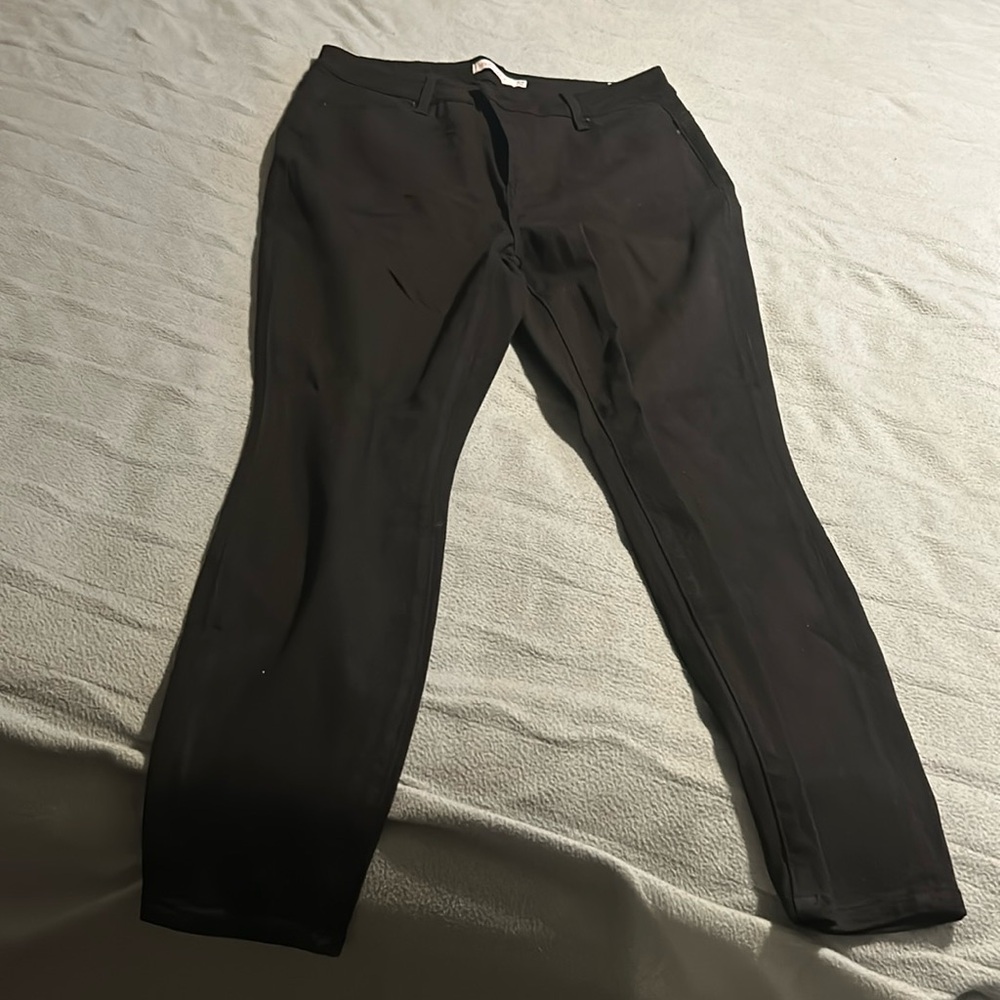 Plus size, black jeans, shoe dazzle brand,16w
